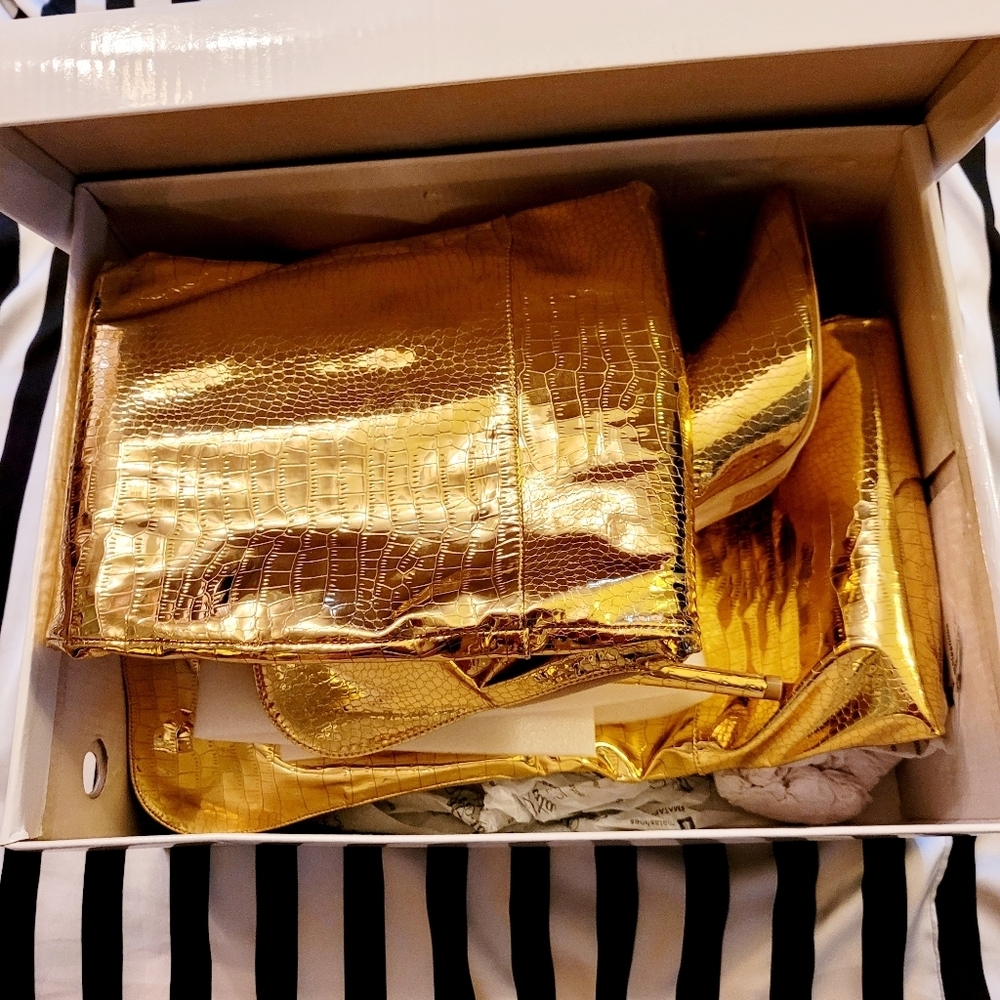 New In Box Gold Drama Queen Over The Knee Boot Sz 7 - Picture 16 of 16